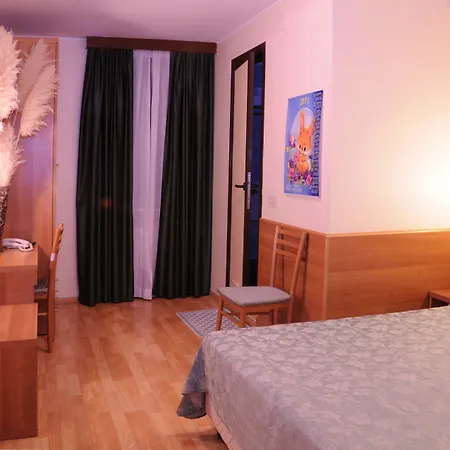 Sonia 3* Aquilinia