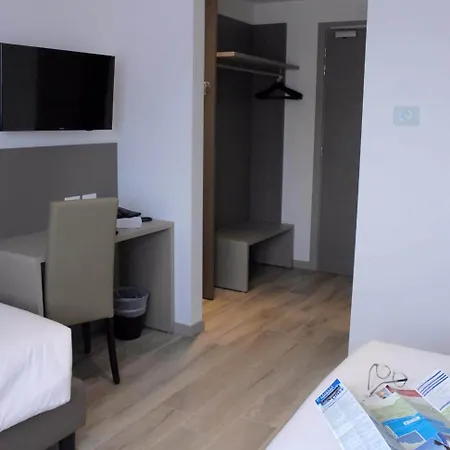 Sonia Hotel Aquilinia